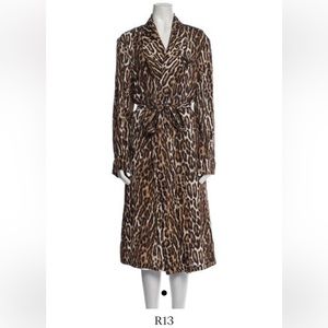 •   R13 Evening Jacket
•   Animal Print
•   Pointed Collar
